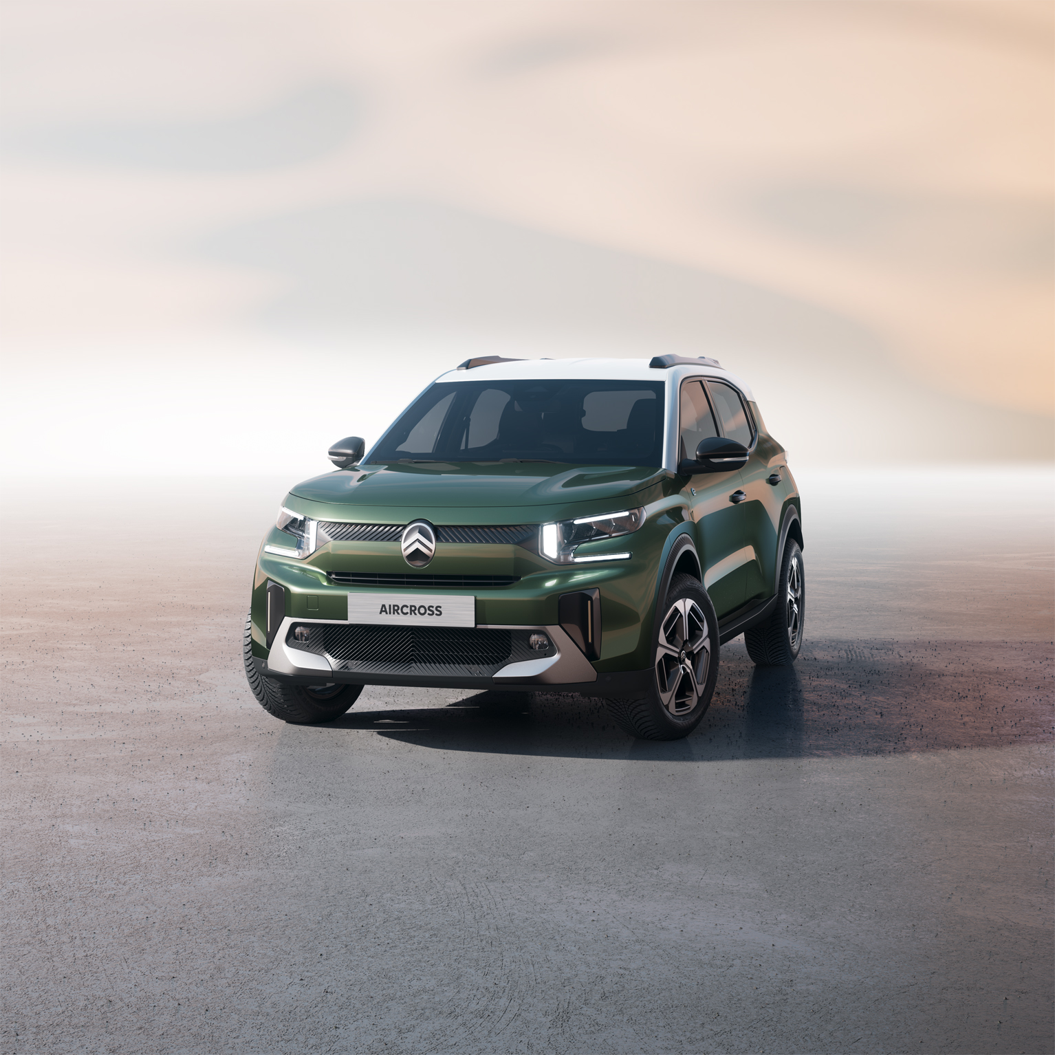 1534x1534New Citroen eC3 AIRCROSS 34Front Full