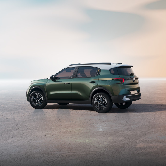 1534x1534New Citroen eC3 AIRCROSS 78Rear Full