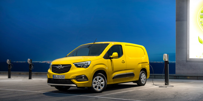 01 Opel Combo e Cargo 514050 v2