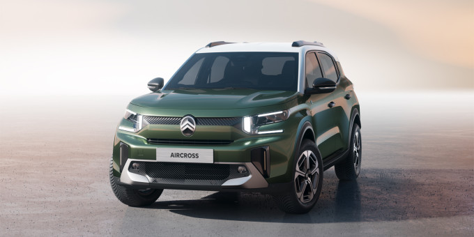 1534x1534New Citroen eC3 AIRCROSS 34Front Full