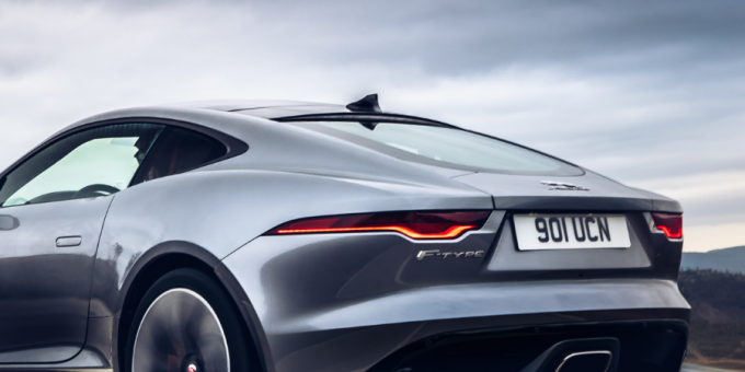 Jaguar F TYPE 900x1200 v2