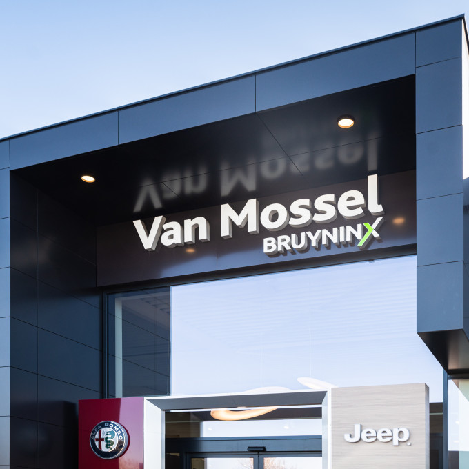 VAN MOSSEL VESTIGINGEN HASSELT HELLEBEEMBDEN FULL 20230228 051