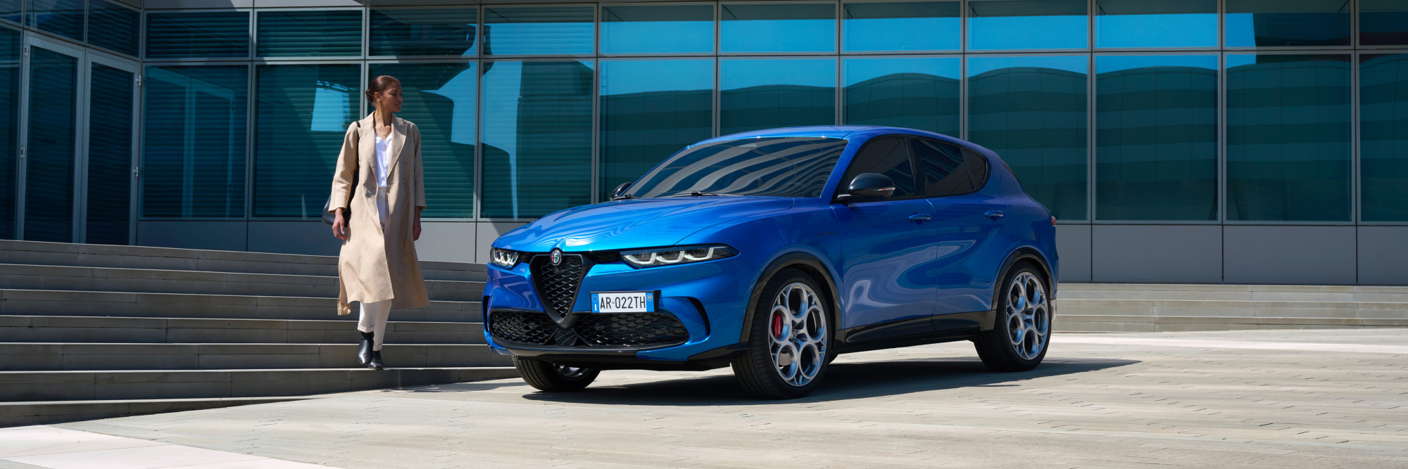 alfaromeo tonale hero desktop