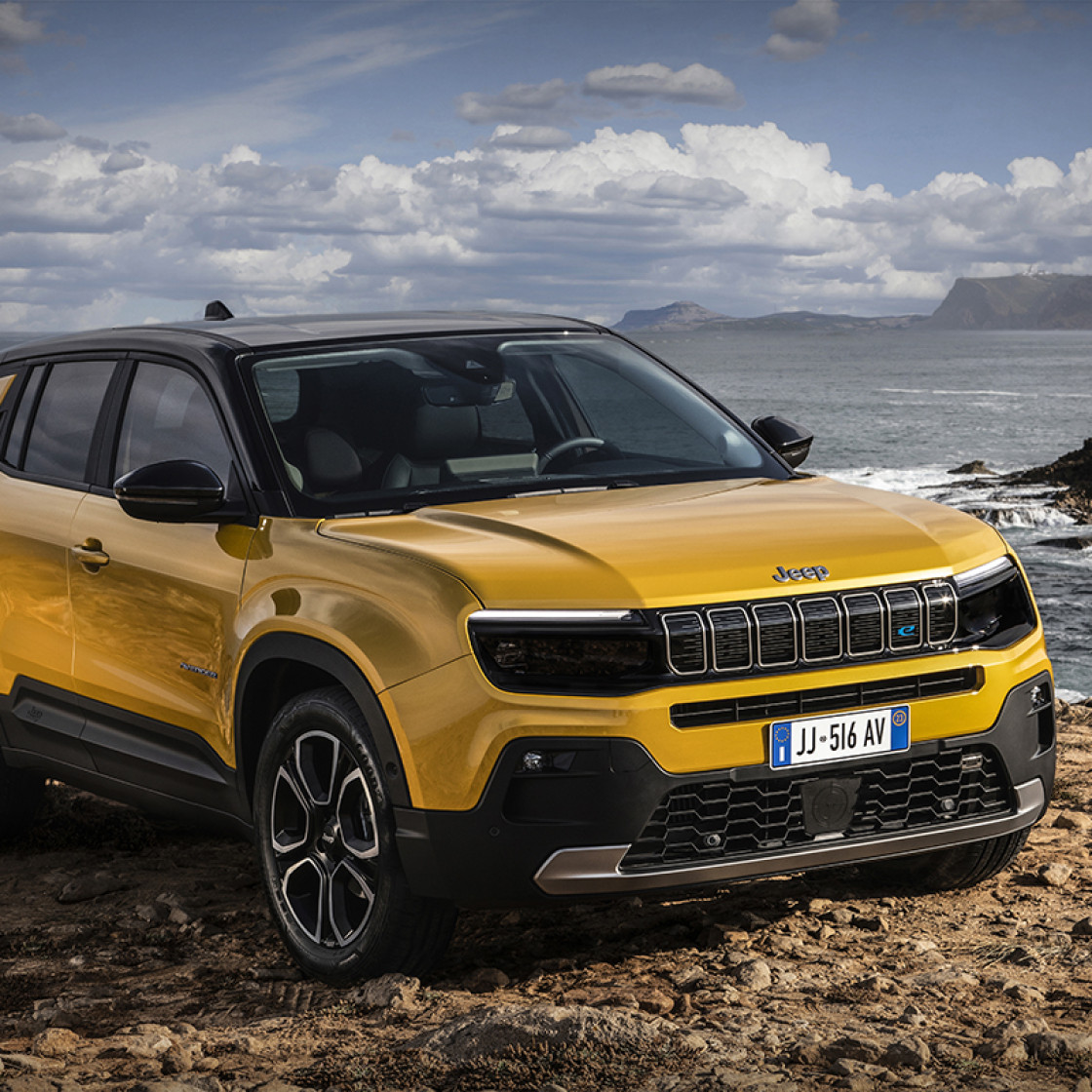 2023 jeep avenger 01