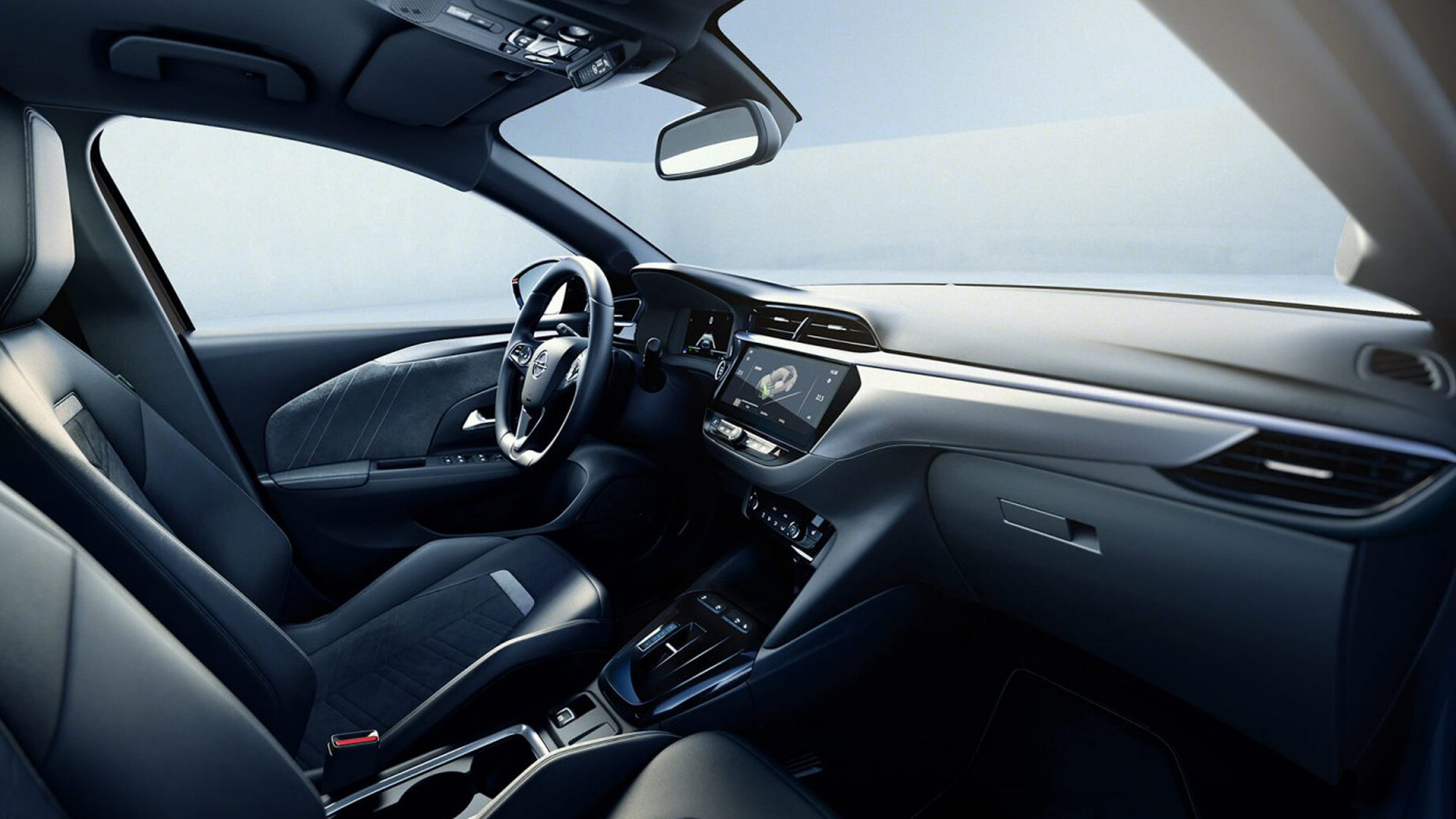 Corsa e INTERIOR 2000x1125