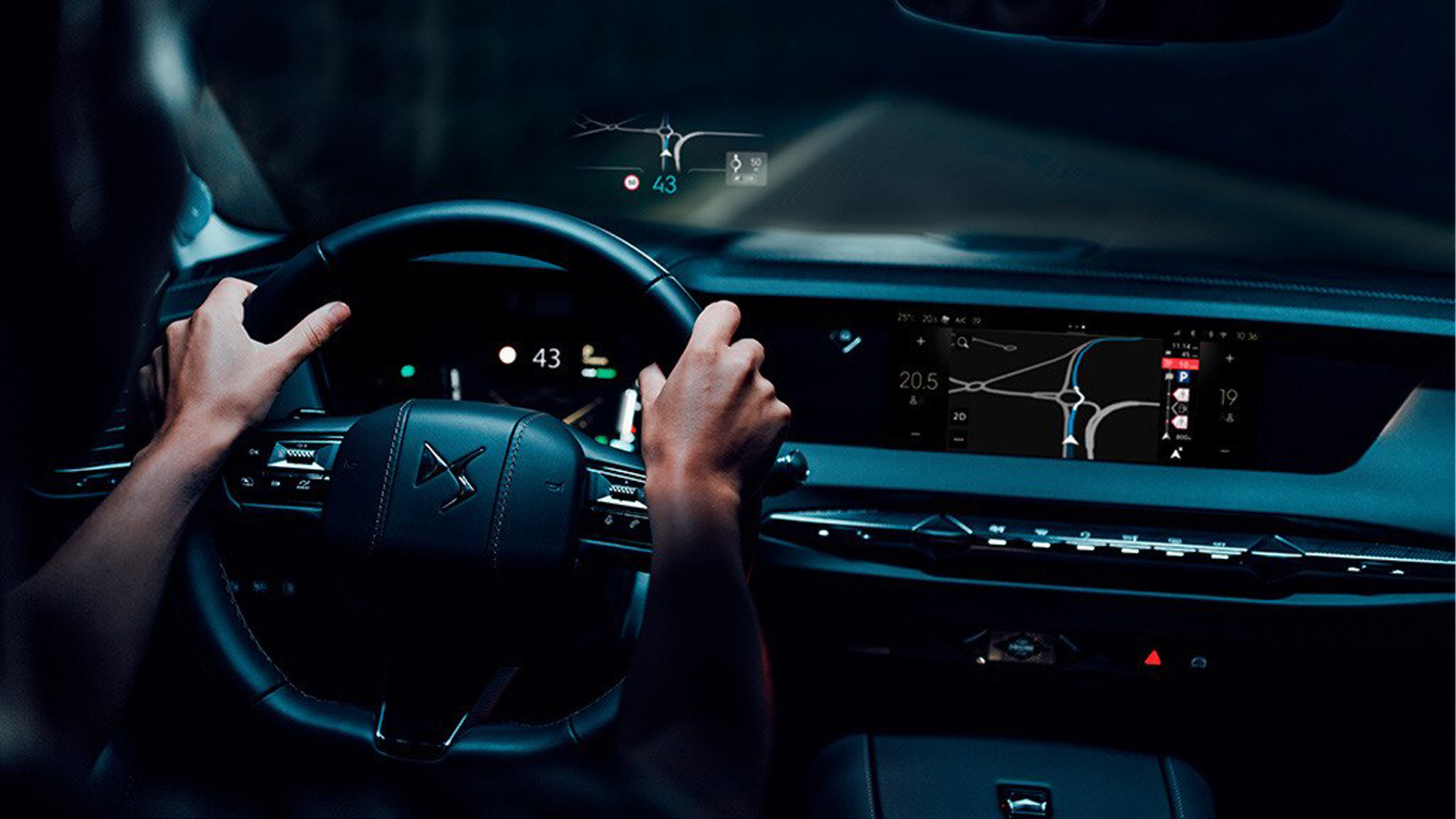 DS 4 INTERIOR 2000x1125