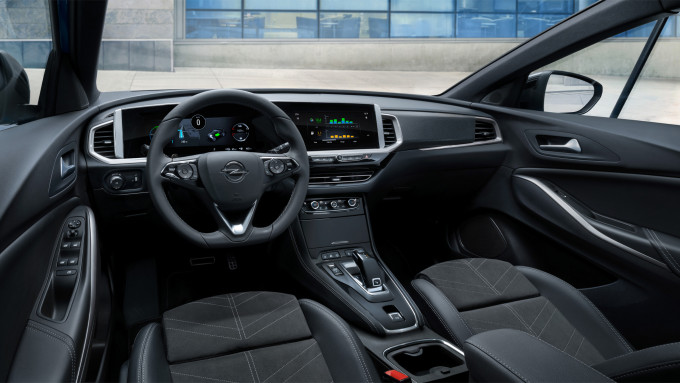 Grandland INTERIOR