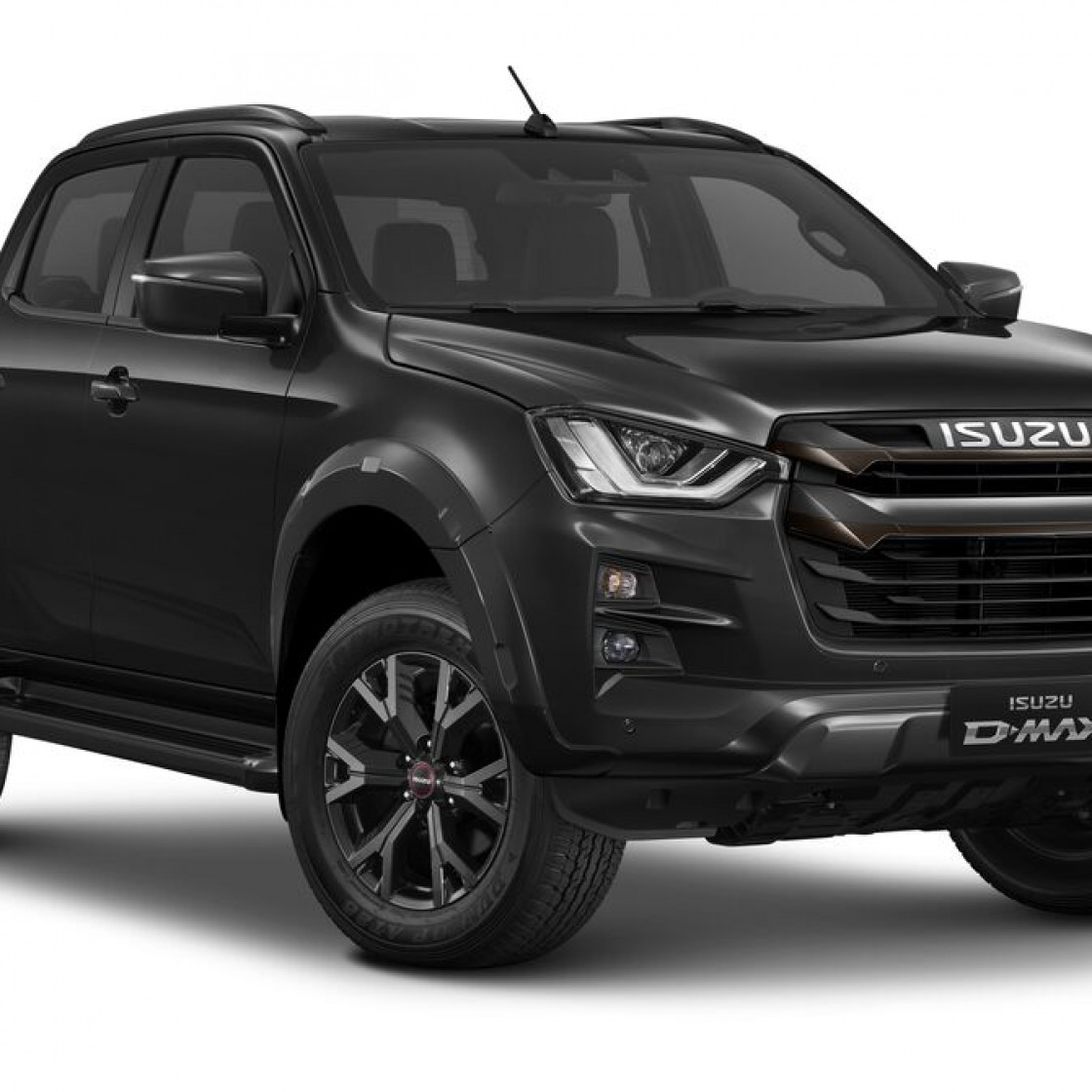 Medium EU LHD Crew Cab RBE Front with Accessories Onyx Black Mica