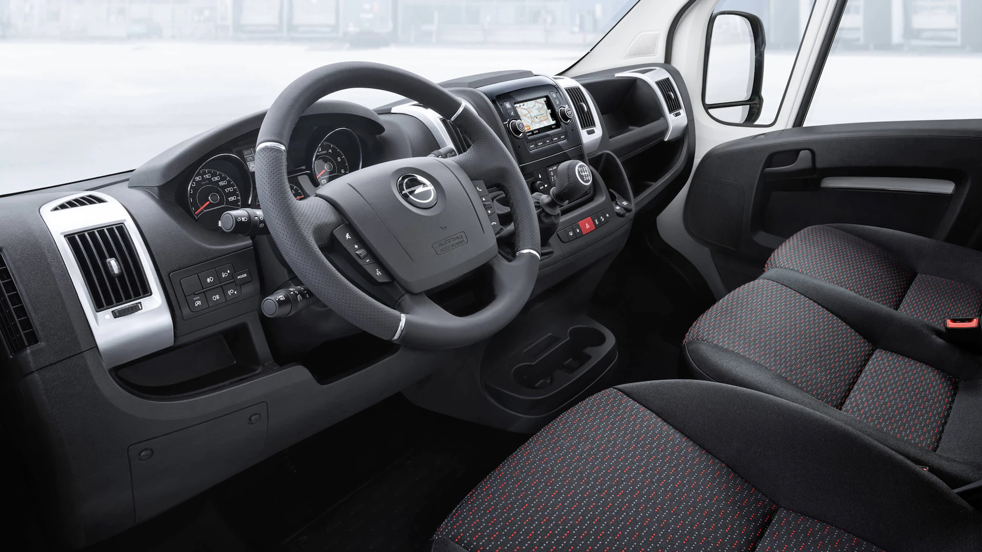 Movano INTERIOR 2000x1125