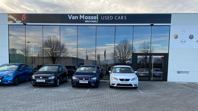 UCC hasselt FillWzE2MDAsMTIwMF0
