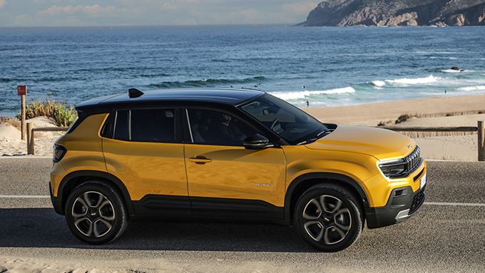 Jeep Avenger image 1 MOB